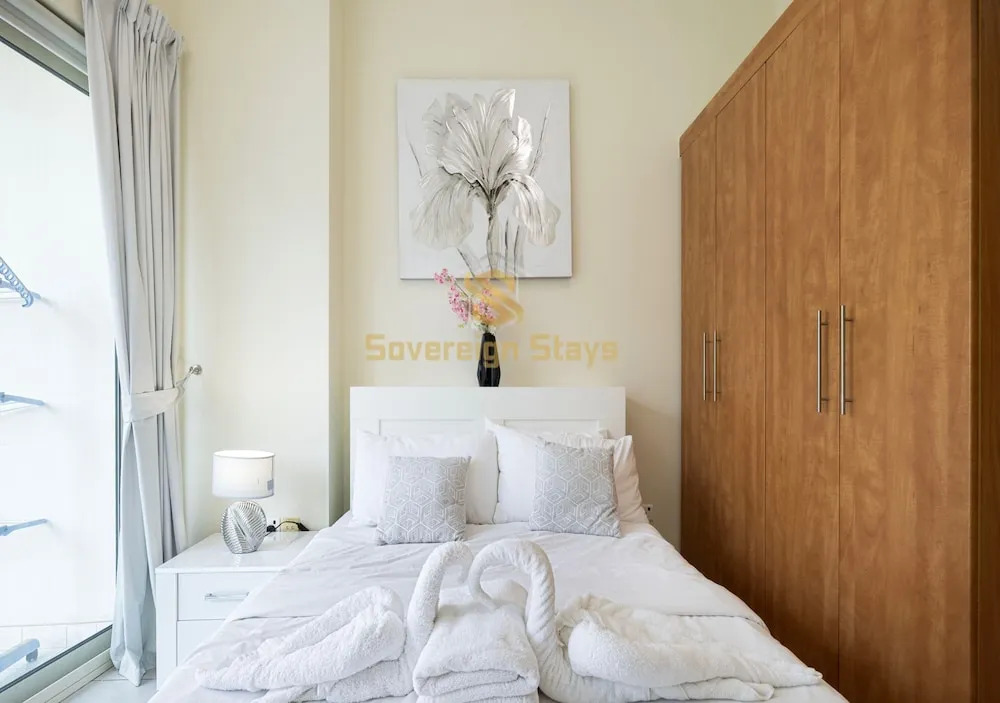 Дубай: Marina View Towers 2 Bedroom Apartment
