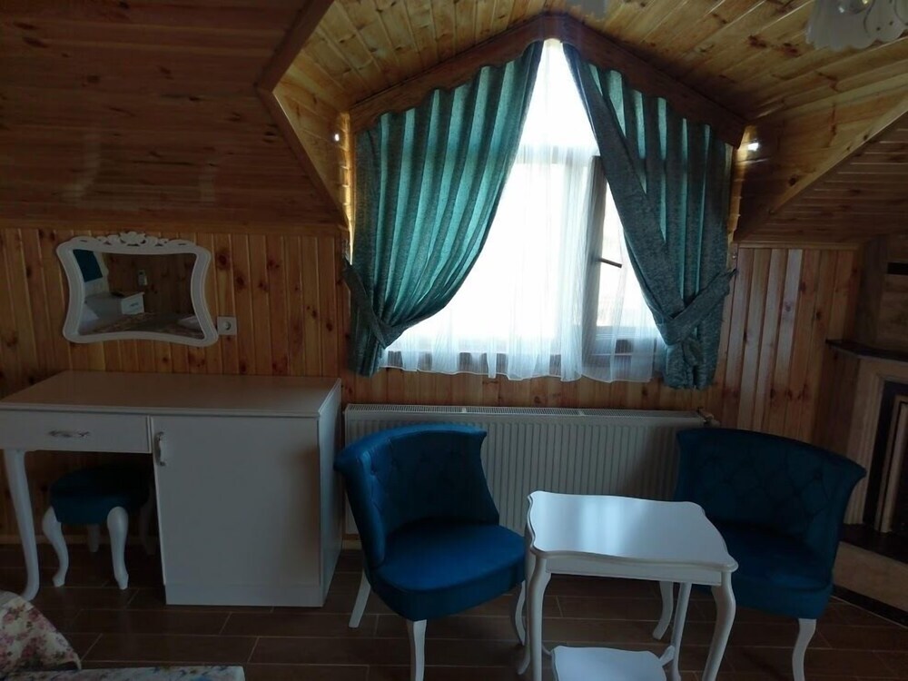 Сайл: Agva Capella Hotel