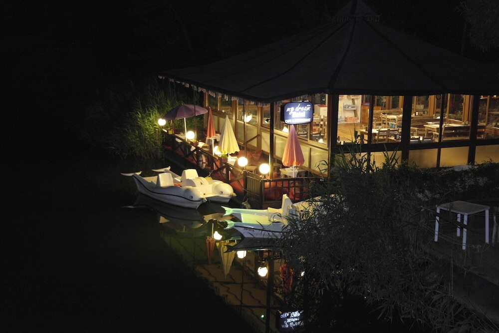 Сайл: Agva Capella Hotel