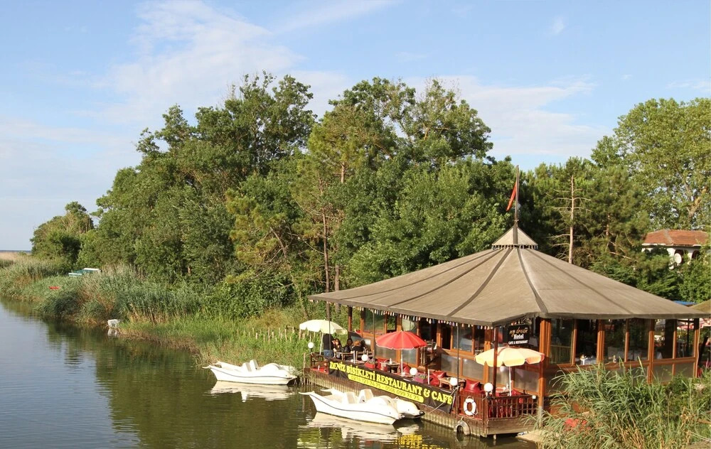 Сайл: Agva Capella Hotel