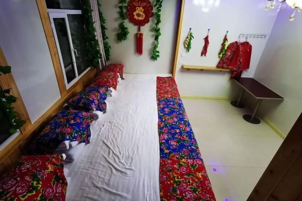 Харбин: Harbin Snow Gu Liang Li Family Hotel