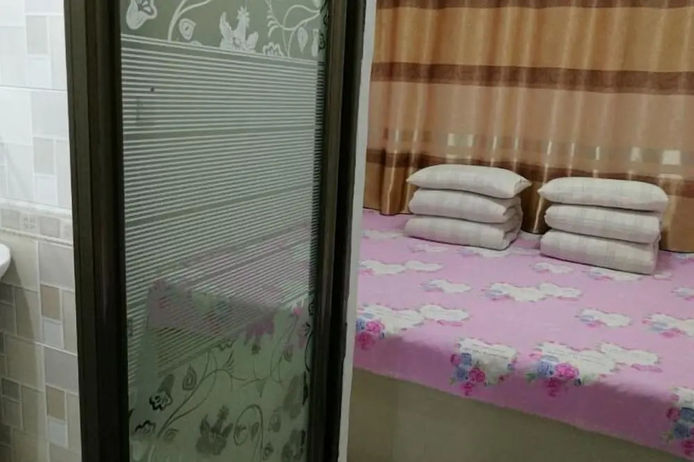 Харбин: Harbin Snow Gu Liang Li Family Hotel