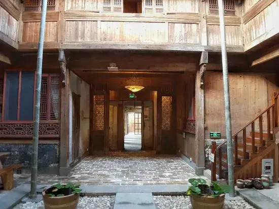 Хуаншань: Yanshe Inn