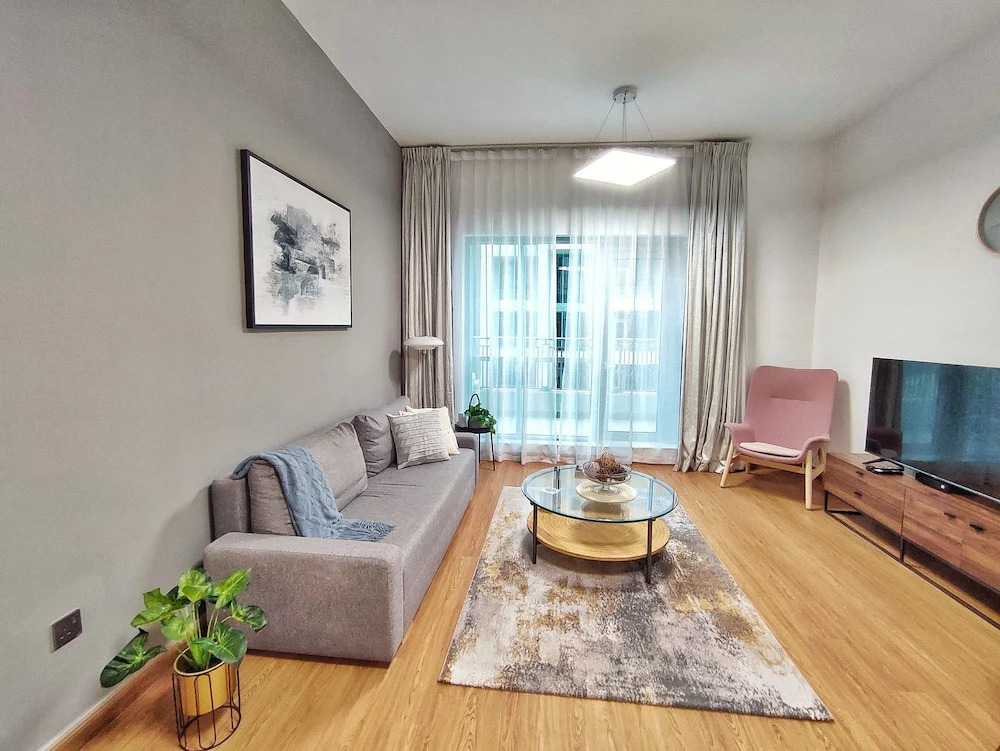 Дубай: Whitesage - Fountain View Stylish Apt With Spacious Terrace