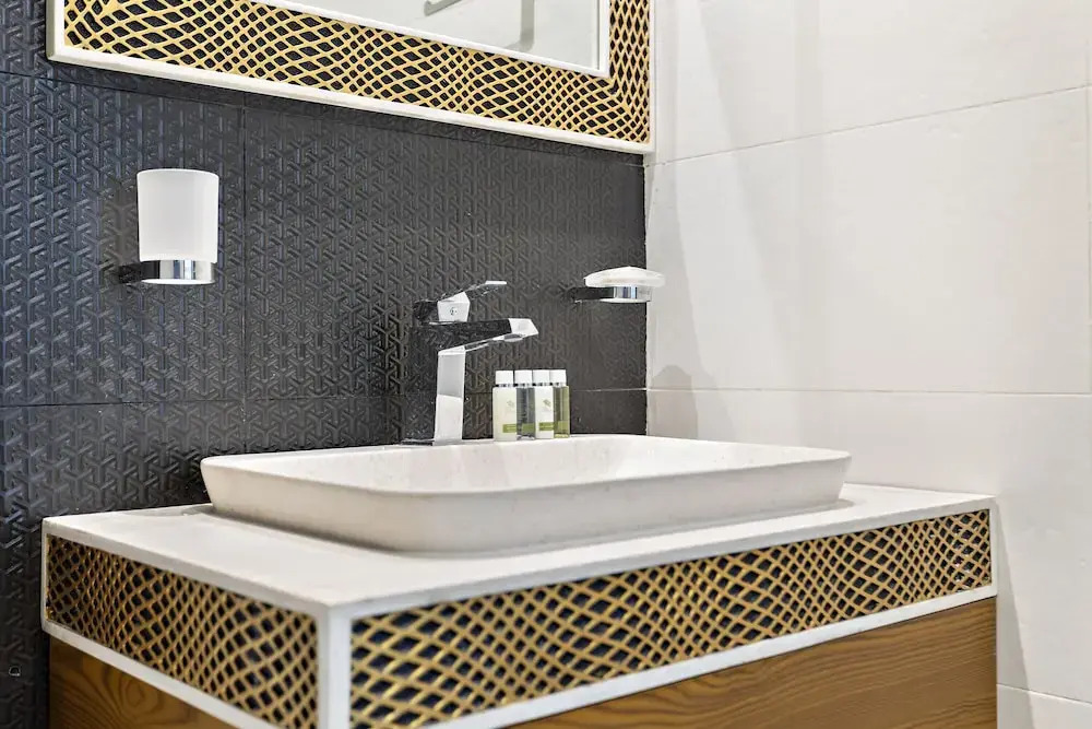 Дубай: WelHome - Opulent Retreat With Panoramic Cityscape Views