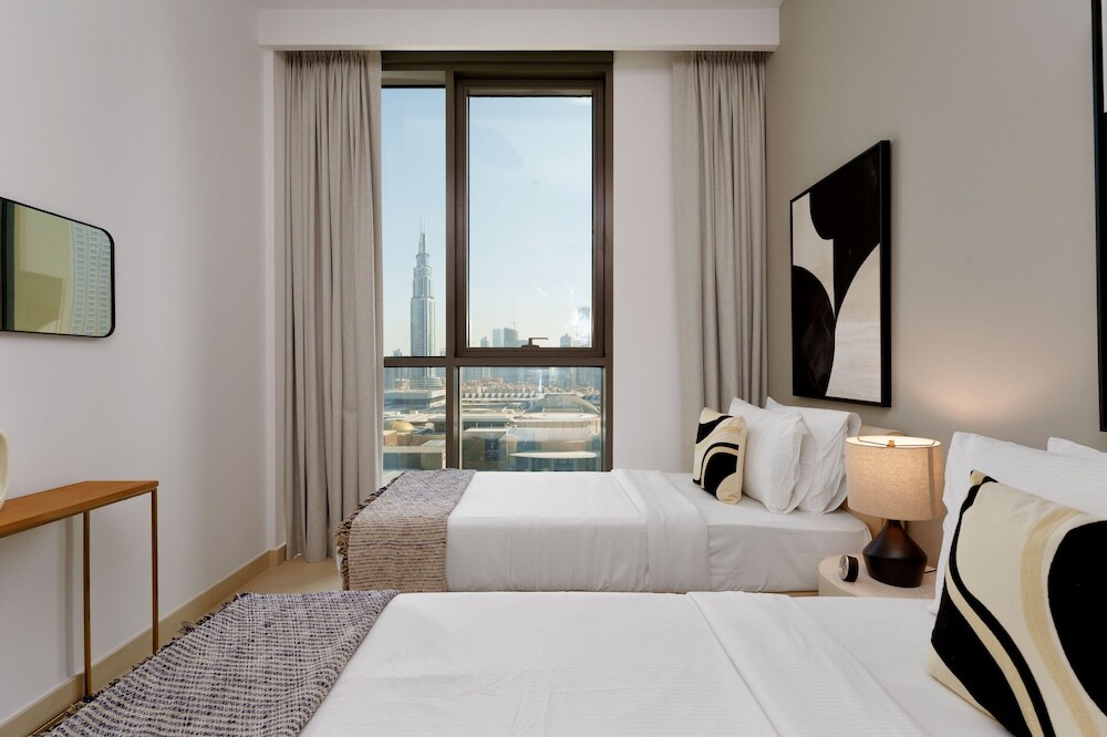 Дубай: Maison Privee - Luxury Apt with Burj Khalifa Vw & Direct Mall Access