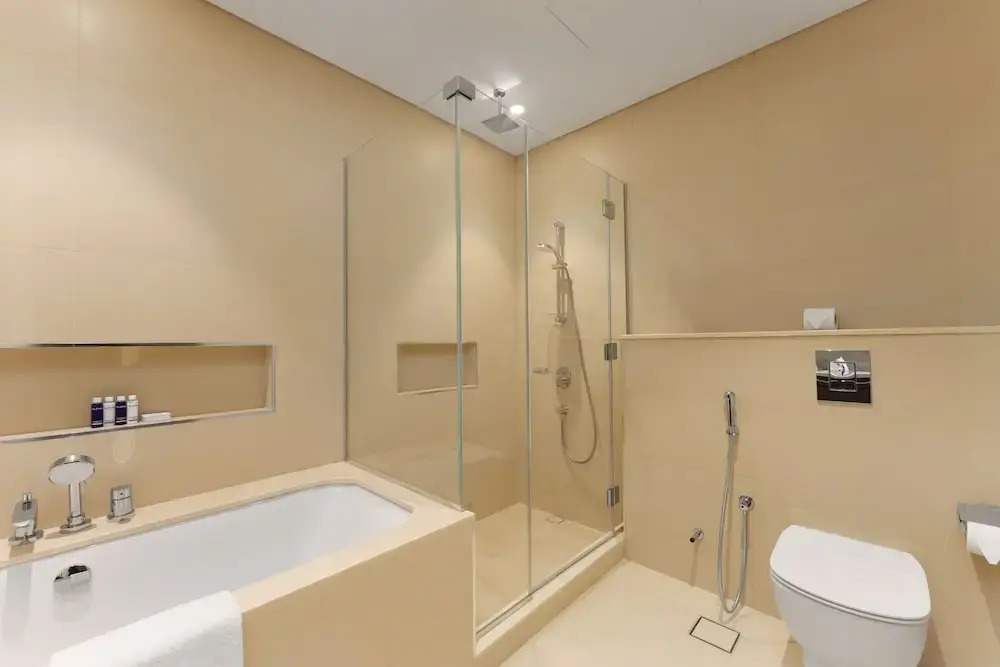Дубай: Maison Privee - Luxury Apt with Burj Khalifa Vw & Direct Mall Access