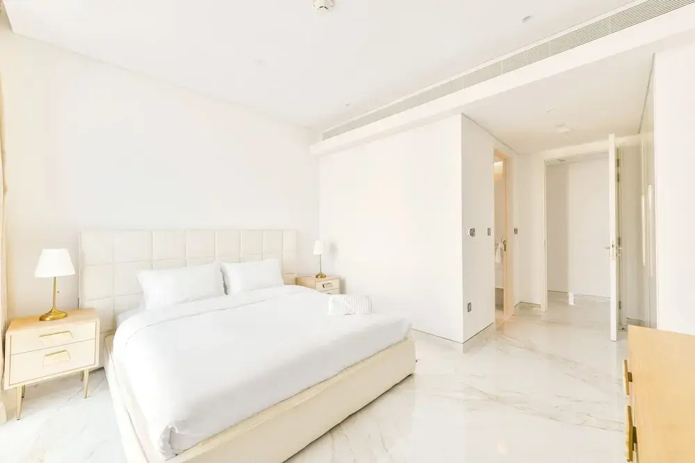 Дубай: Luxury Beachfront 2BR w Stunning SeaView
