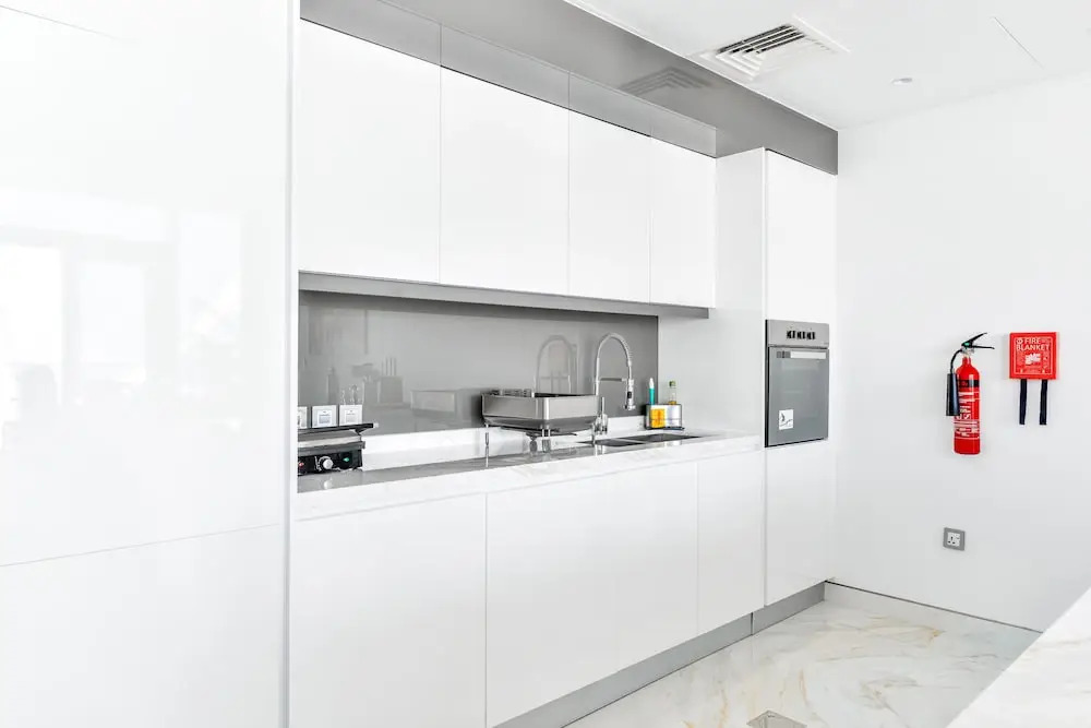 Дубай: Luxury Beachfront 2BR w Stunning SeaView