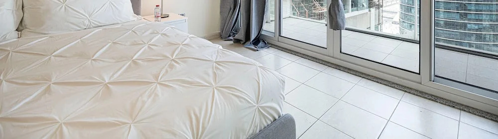 Дубай: HomesGetaway- 1BR in JLT Lake Views