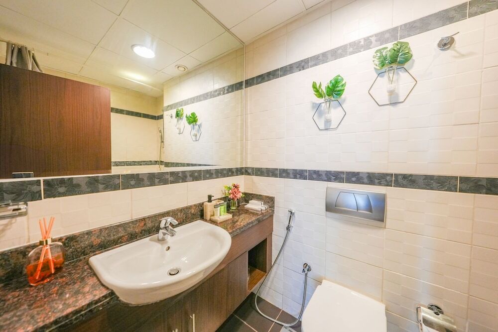 Дубай: Yogi-Luxury 1BR Apartment with Panoramic Views