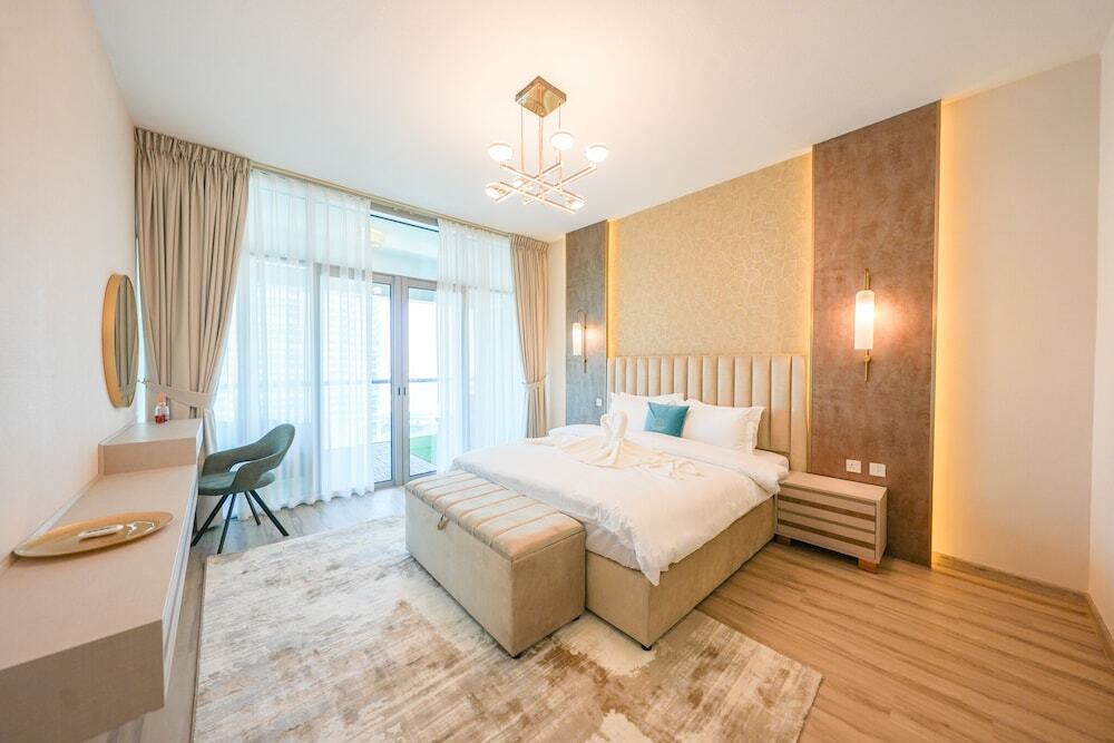 Дубай: Yogi-Luxury 1BR Apartment with Panoramic Views