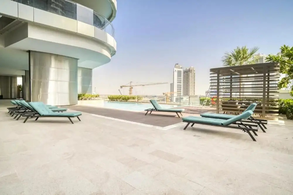 Дубай: Aya - Cozy 1BR Apartment with Panoramic City Views