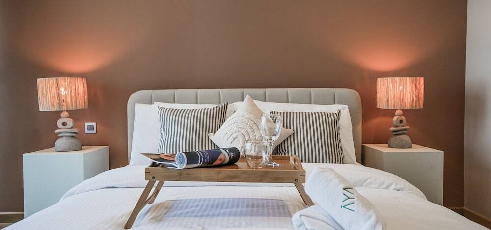Дубай: Aya - Cozy 1BR Apartment with Panoramic City Views