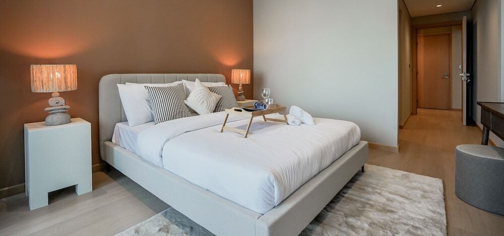 Дубай: Aya - Cozy 1BR Apartment with Panoramic City Views