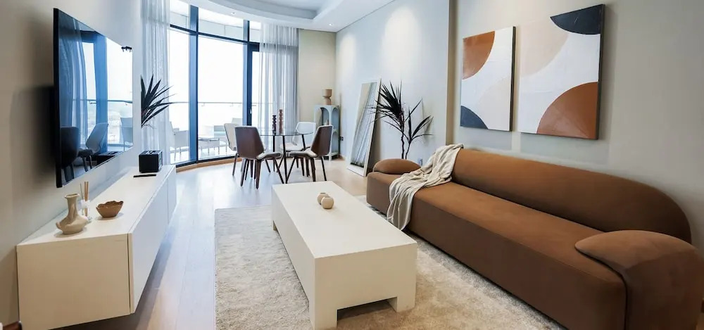 Дубай: Aya - Cozy 1BR Apartment with Panoramic City Views