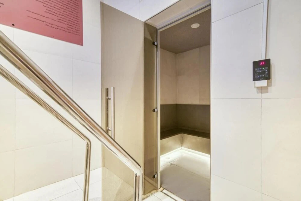 Дубай: Aya - Cozy 1BR Apartment with Panoramic City Views