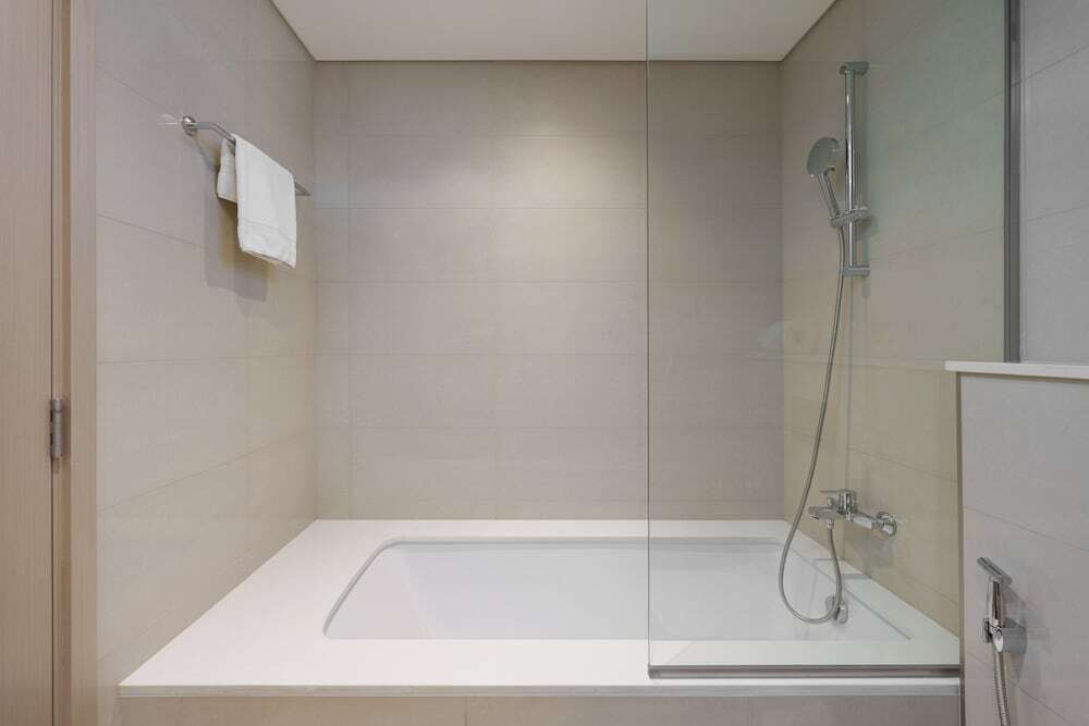 Дубай: Maison Privee - High-End Apt w/ Direct Burj Khalifa Views