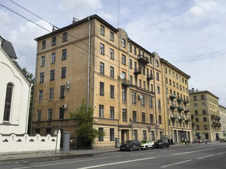 Санкт-Петербург: Веста на Кавалергардской