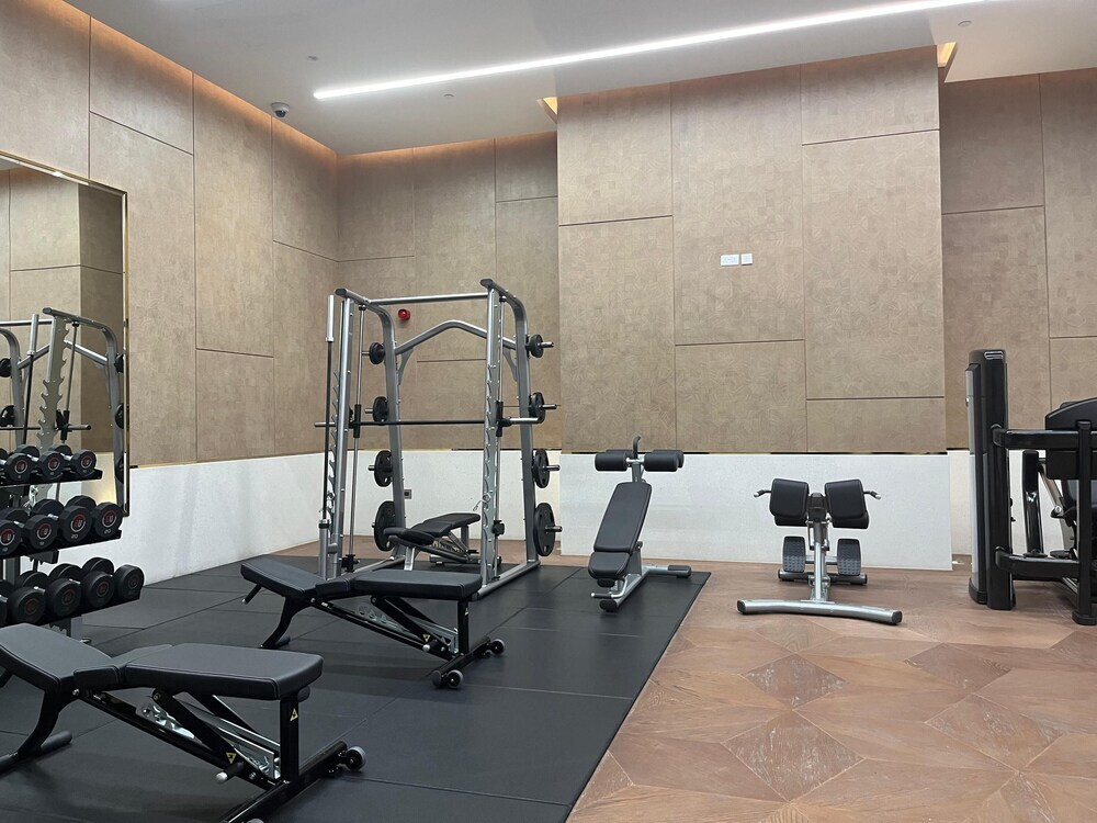 Дубай: 1 Bedroom in St Regis The Palm Tower