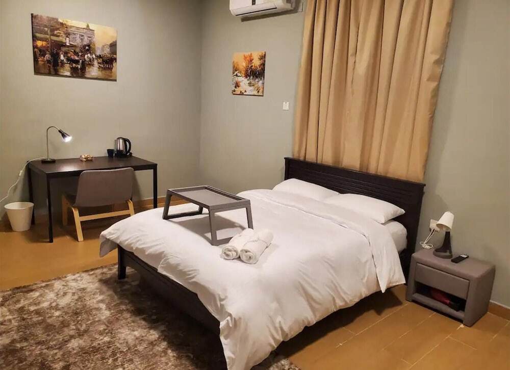 Дубай: not Available for Booking