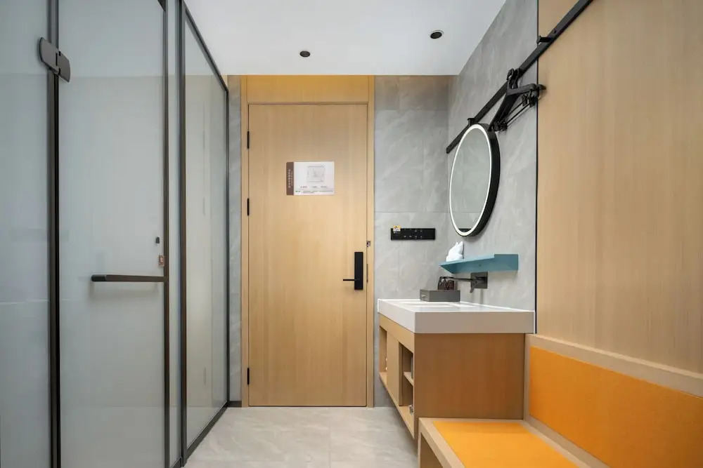 Чжухай: Days Inn By Wyndham Zhuhai Gongbei Port