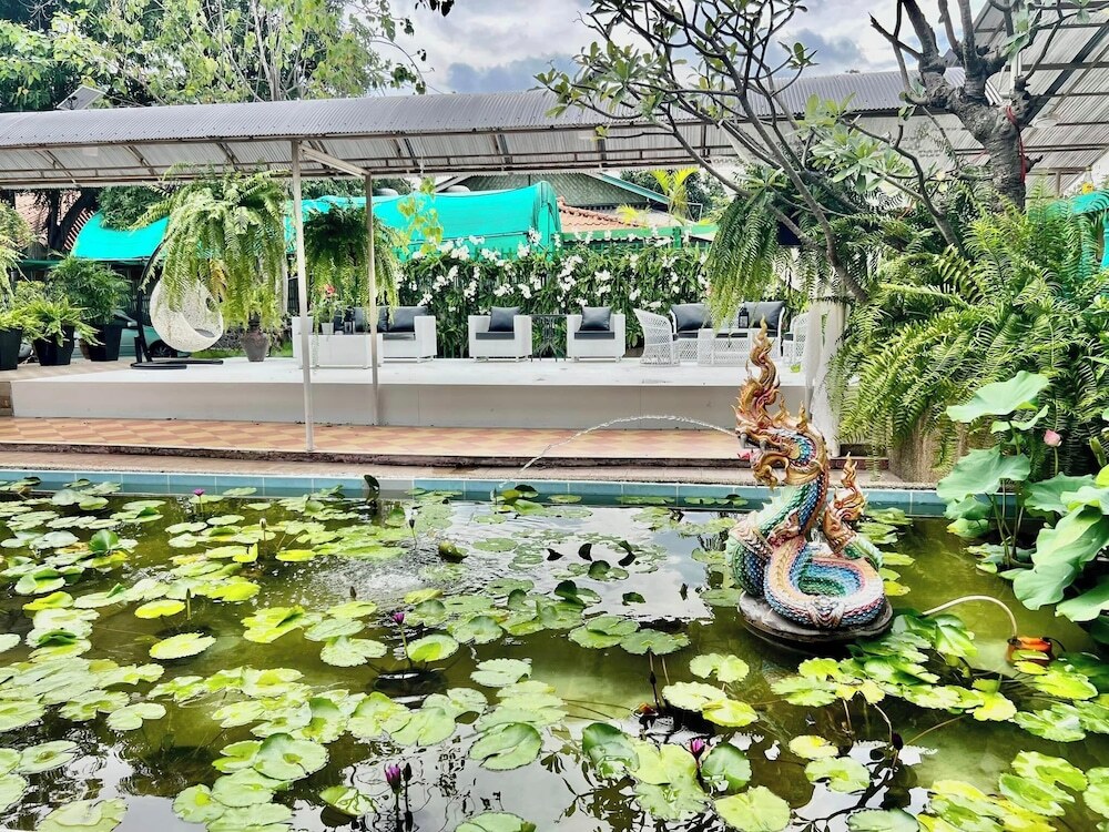 Бангкок: Baan Sood Soi Residence 1
