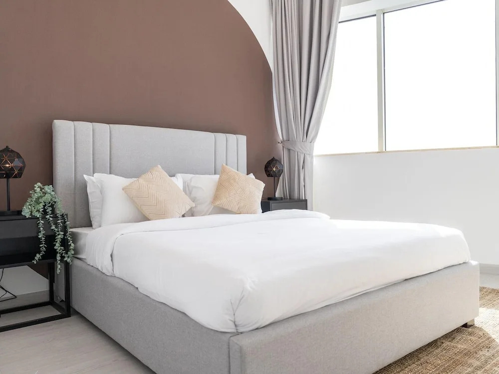 Дубай: Luxe 4bed Apt Dubai Marina JBR Pool by Belvilla