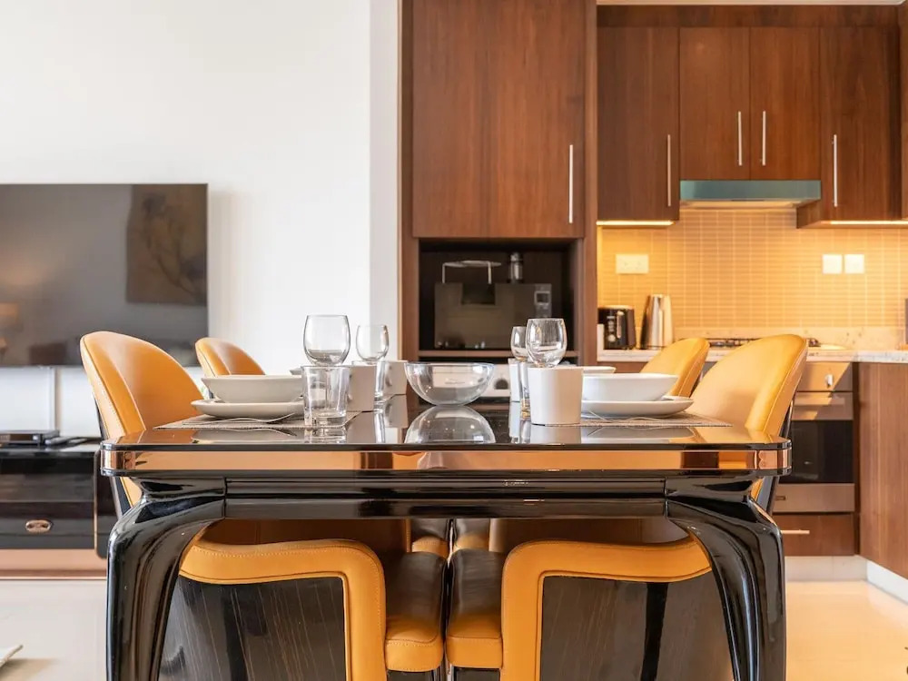 Дубай: 1BR Dlx City View Near Dubai Mall by Belvilla