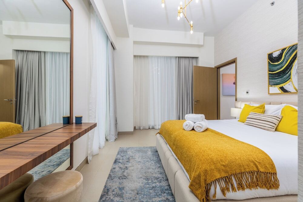 Дубай: Waves - Spectacular Seaside Retreat Apt With Views