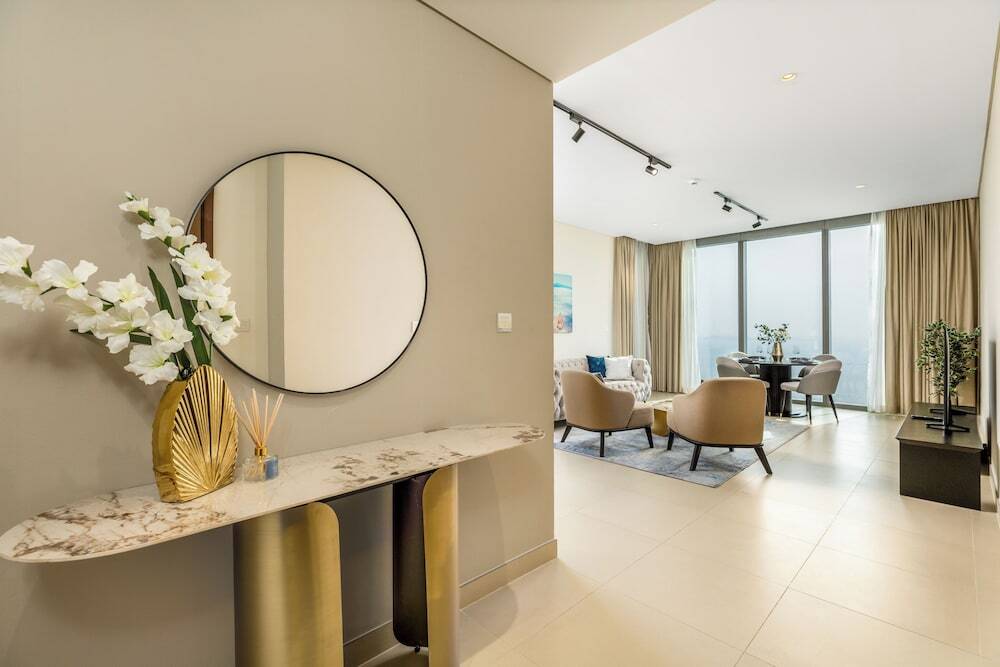 Дубай: Waves - Spectacular Seaside Retreat Apt With Views