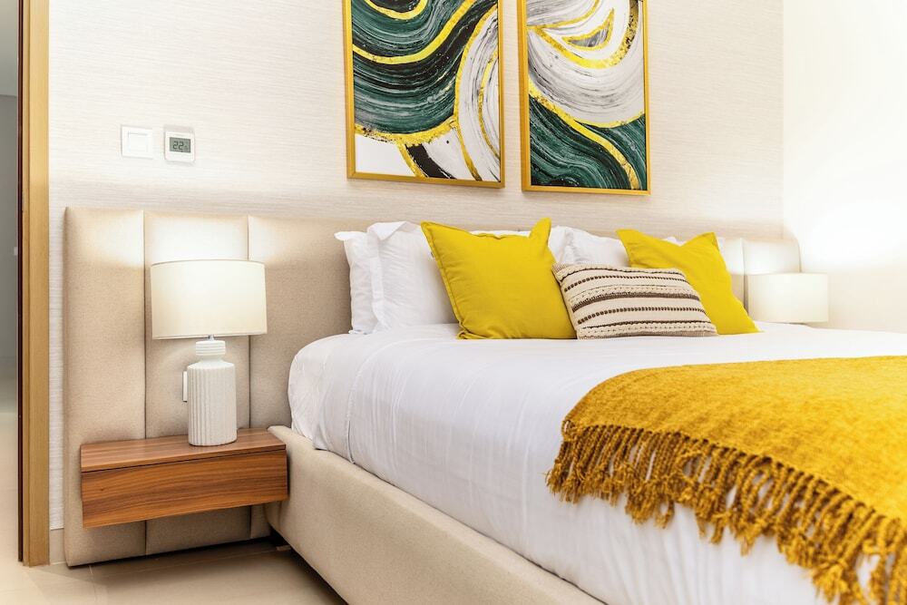 Дубай: Waves - Spectacular Seaside Retreat Apt With Views