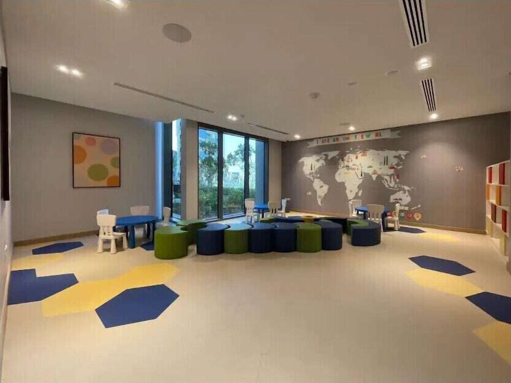 Дубай: Waves - Spectacular Seaside Retreat Apt With Views