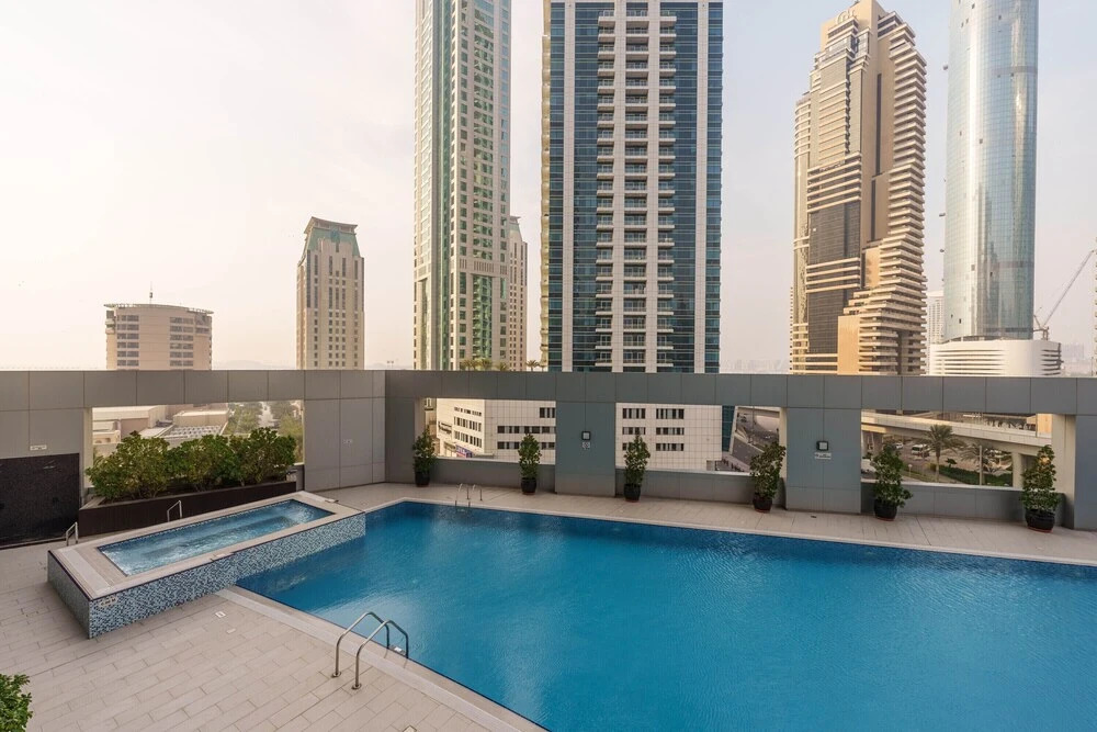 Дубай: Maison Privee - Bright & Trendy Apt Steps Away from JBR Beach