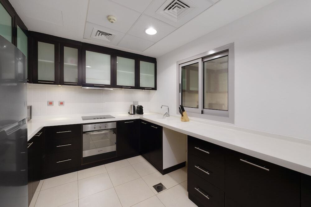 Дубай: Maison Privee - Bright & Trendy Apt Steps Away from JBR Beach