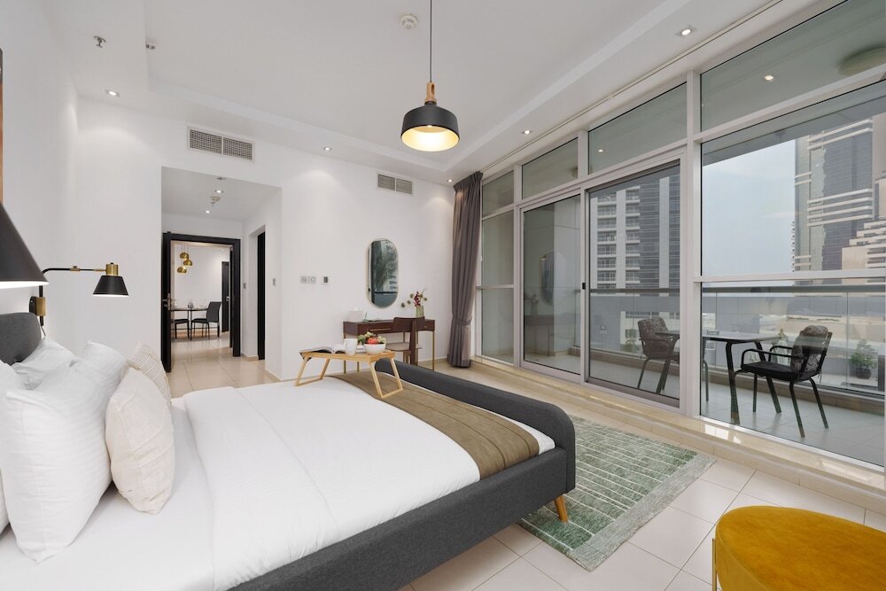 Дубай: Maison Privee - Bright & Trendy Apt Steps Away from JBR Beach