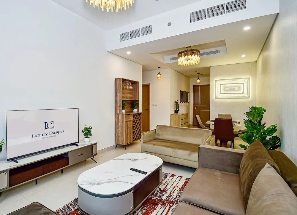 Дубай: Stylish 1BR with Skyline View - THE BAY