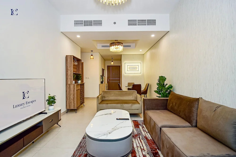 Дубай: Stylish 1BR with Skyline View - THE BAY