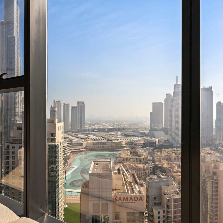 Дубай: Luxurious Apart - Spectacular Fountain Burj View