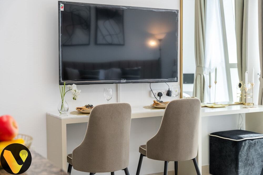 Дубай: Vogue Elegance Court Tower Studio