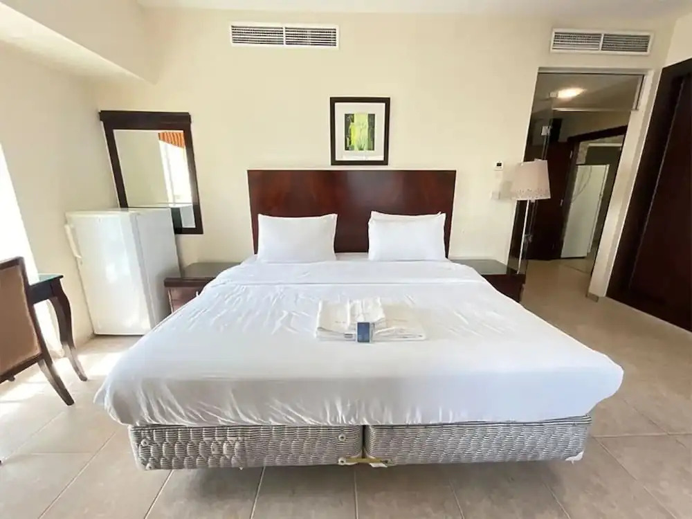 Дубай: Marina Marvel Room Elite Residences