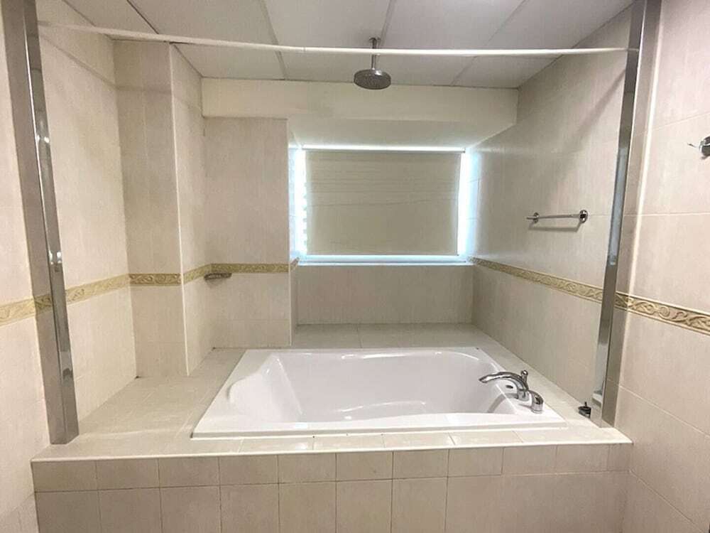 Дубай: Marina Marvel Room Elite Residences
