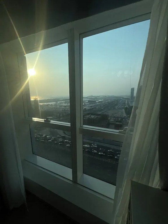 Дубай: Marina Marvel Room Elite Residences