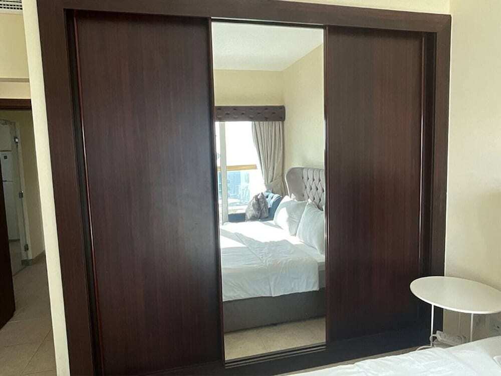 Дубай: Marina Marvel Room Elite Residences