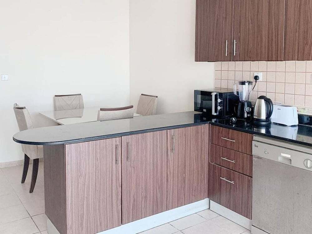 Дубай: Marina Marvel Room Elite Residences