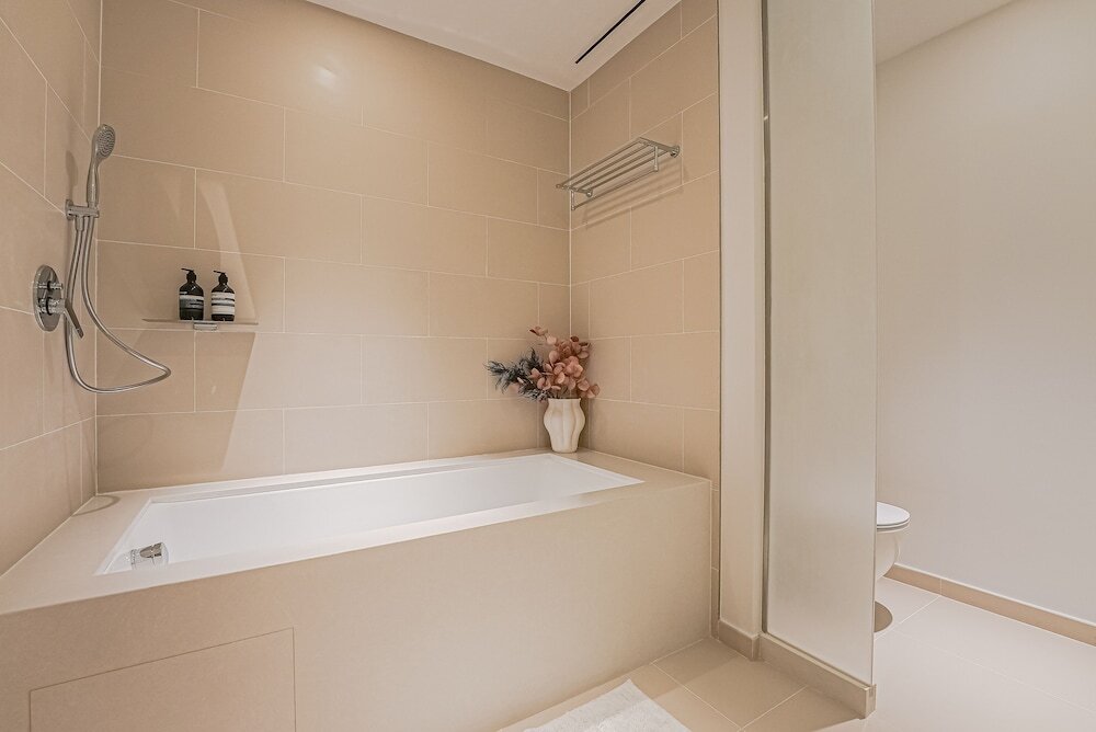 Дубай: Modern 2BR HighFloor Haven - Vida Marina