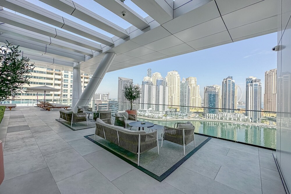 Дубай: Modern 2BR HighFloor Haven - Vida Marina