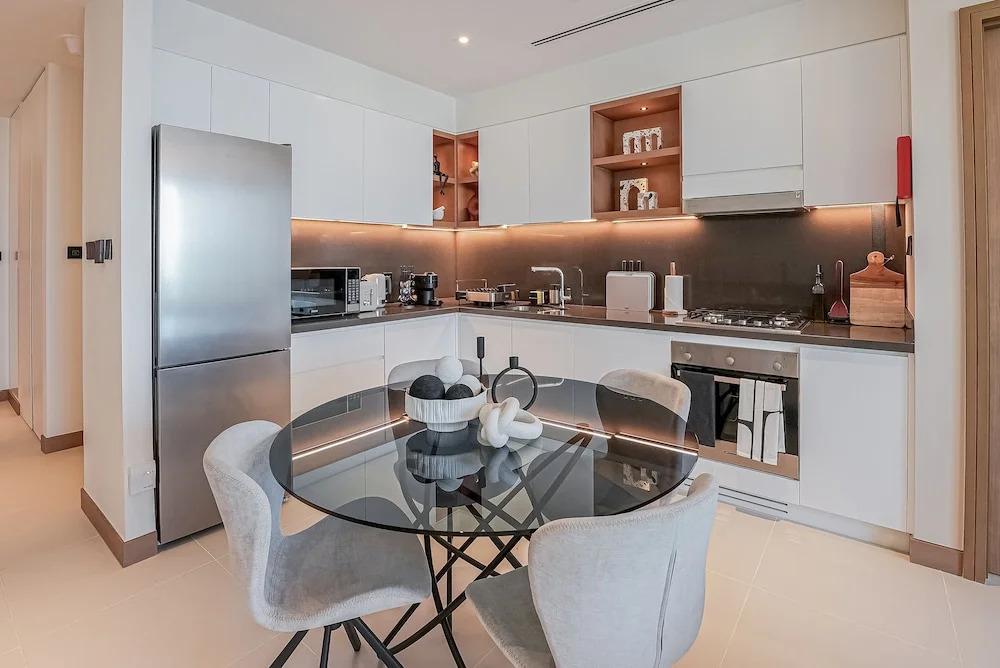 Дубай: Modern 2BR HighFloor Haven - Vida Marina