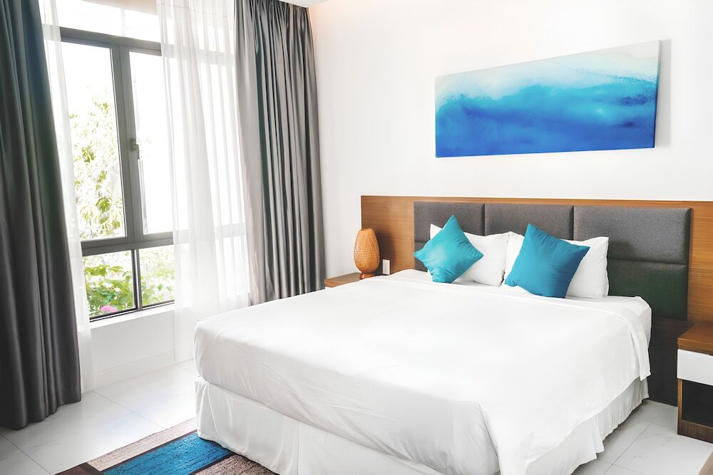 Seascape Villas in Long Beach Cam Ranh — фото 4
