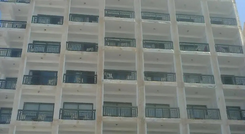 Мерса-Матрух: Cleopatra Hotel